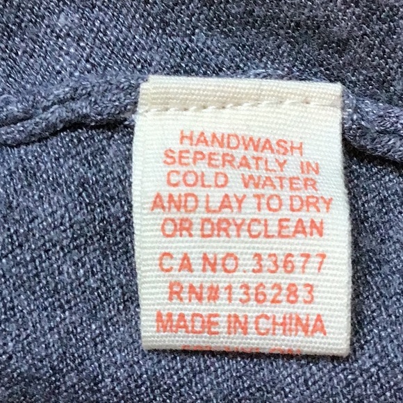 Orange Fashion Village woman’s light weight sweater. Size large - Picture 4 of 5